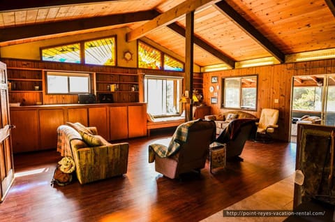 The Quail's Nest Retreat House in Point Reyes Station