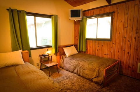 The Quail's Nest Retreat House in Point Reyes Station