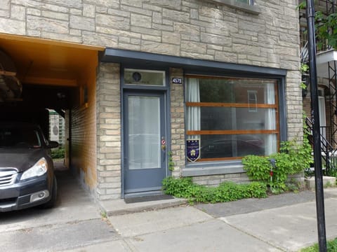 Facade/entrance, Street view