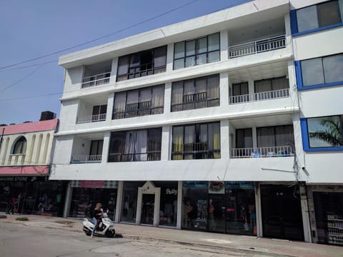 Property building, Facade/entrance, Off site, Day