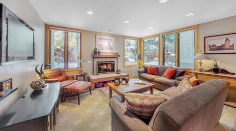 Tamarack Townhomes - CoralTree Residence Collection Apartment in Snowmass Village