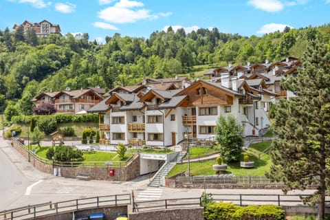 Property building, Neighbourhood, Natural landscape