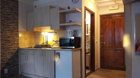 TV and multimedia, Kitchen or kitchenette, Seating area, Dining area