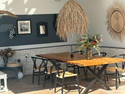 Southern Cross Guesthouse Bed and Breakfast in Cape Town