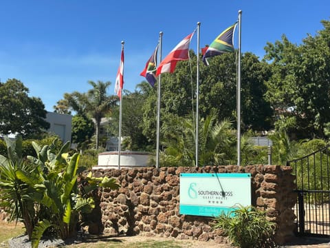 Southern Cross Guesthouse Bed and Breakfast in Cape Town