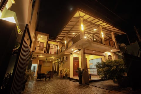 Property building, Night