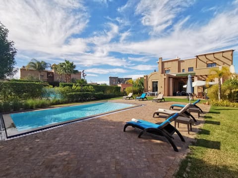 Garden, Balcony/Terrace, Swimming pool