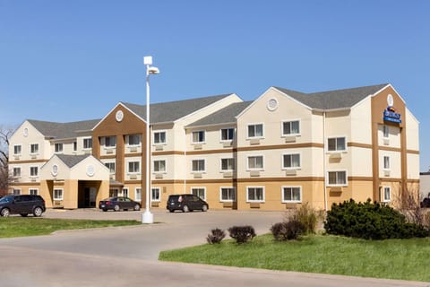 Property building, On site