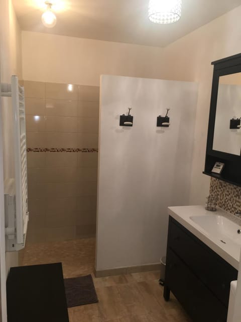 La maison de Salavas Apartment in Vallon-Pont-d'Arc