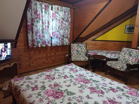 Guest House Alpska Vila Bed and Breakfast in Zlatibor