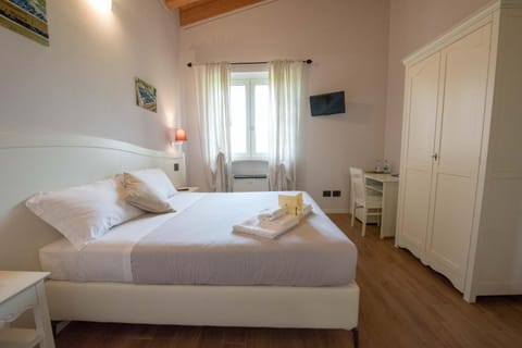 View (from property/room), View (from property/room), Other, Photo of the whole room, Decorative detail, Decorative detail, Landmark view, Landmark view