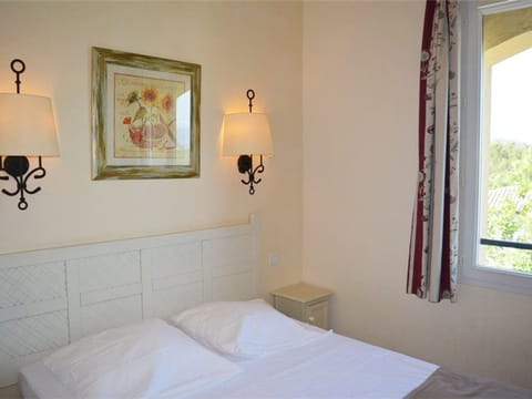 Maison duplex cosy 3 pièces, 6 pers. avec terrasse, parking, WIFI et animaux admis - Grospierres - FR-1-382-13 House in Grospierres