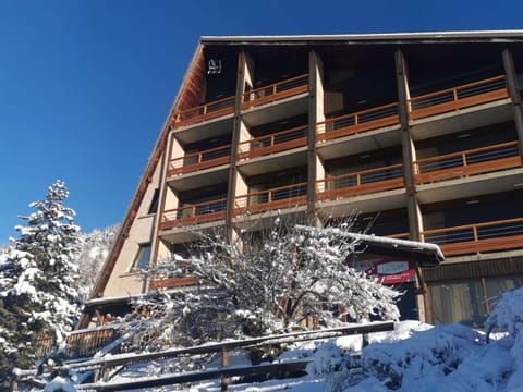 Appartement spacieux pour 10 pers, à 100m des pistes, Wifi gratuit, animaux admis - Saint-Michel-de-Chaillol - FR-1-393-42 Apartment in Provence-Alpes-Côte d'Azur
