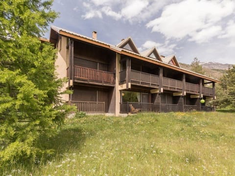 Studio au calme, 4 pers, proche pistes, balcon sud, parking privé, Monêtier-les-Bains - FR-1-330F-78 Apartment in La Salle-les-Alpes