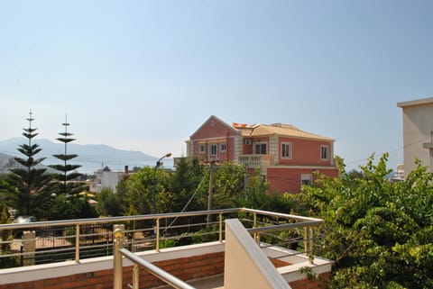 City view, Garden view, Sea view