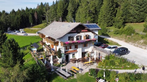 Property building, Bird's eye view, Parking