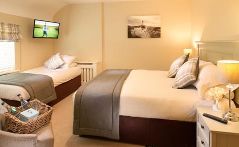 Vaughans Anchor Inn Bed and Breakfast in County Clare