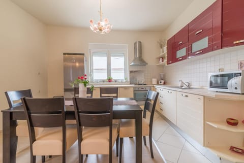 Emma & Toni Apartment in Biograd na Moru