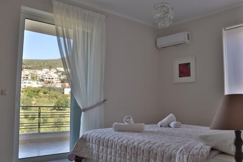 ARIA Luxury Apartments Apartment in Argolis, Greece