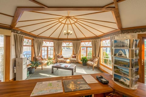Lobby or reception, Lounge or bar