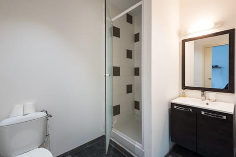 Appart République parking privé gratuit Apartment in Lille