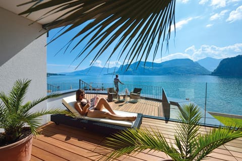 Balcony/Terrace, Lake view