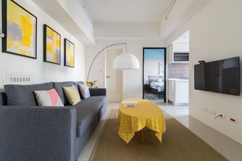 Living room, Photo of the whole room, Seating area