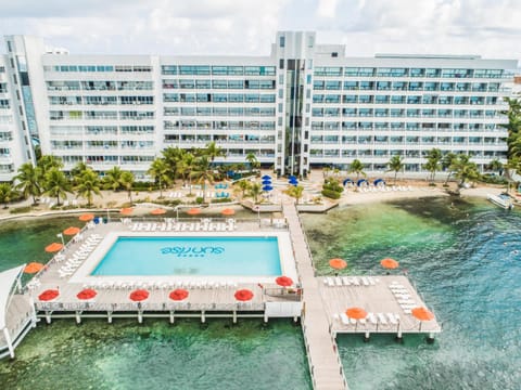 Property building, Bird's eye view, Beach, Sea view, Swimming pool