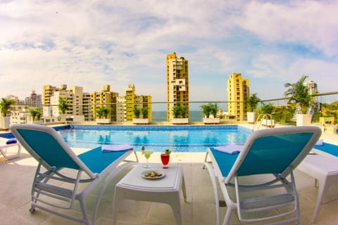 Property building, Balcony/Terrace, Swimming pool
