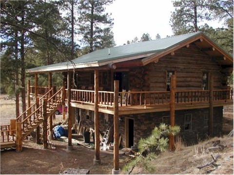 Lefty's Hideout Apartment in West Custer Township