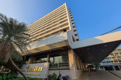 Property building, Day