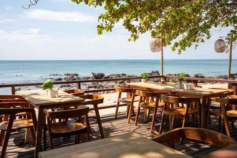 Relax Bay Beach Resort Resort in Sala Dan