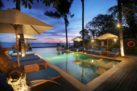 Pool view, Sea view, Swimming pool, Sunset, sunbed