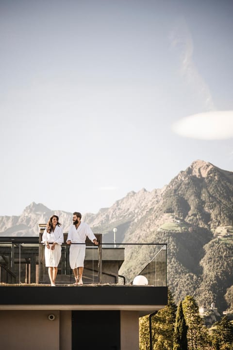 View (from property/room), Mountain view, Internal: Not applicable to any particular room