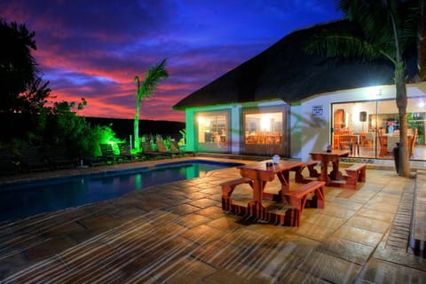 Winter, Garden, On site, Pool view