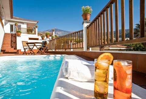 Landmark view, Mountain view, Pool view, Swimming pool