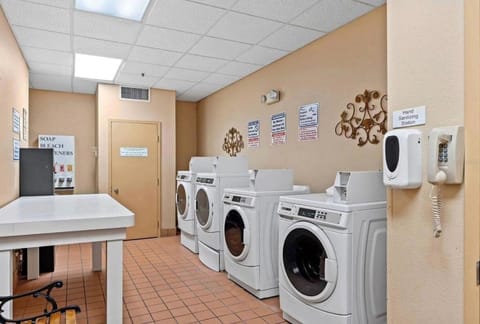 Lake Buenavista Apartments close to Disney Apartment in Orlando