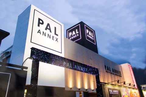 Facade/entrance, Property logo or sign