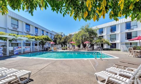 Property building, Pool view, Swimming pool