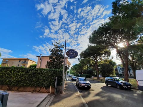 Motel Villaggio Hotel in Imola