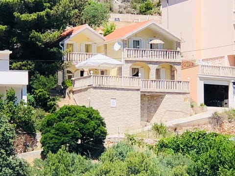 HVAR BEACH VILLA Villa in Dubrovnik-Neretva County