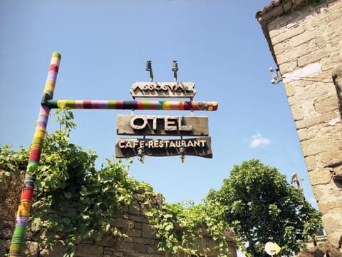 Facade/entrance, Property logo or sign