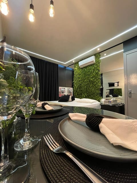 Bed, Bathroom, Dining area, minibar, air conditioner