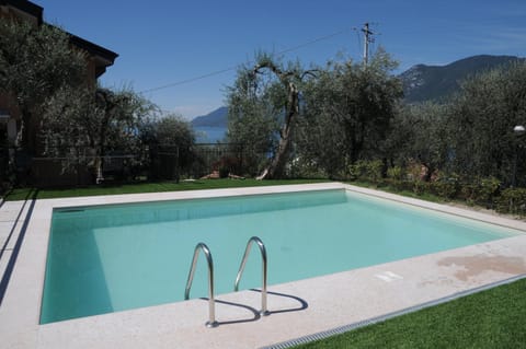 Garden, Lake view, Swimming pool