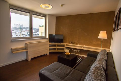 Living room, City view, Landmark view