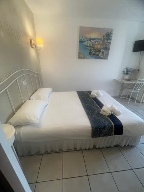 Hôtel Restaurant le Bellevue Hotel in Propriano