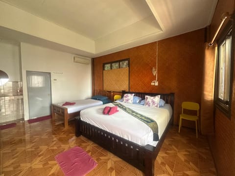 Lanta Garden Home Bed and Breakfast in Sala Dan