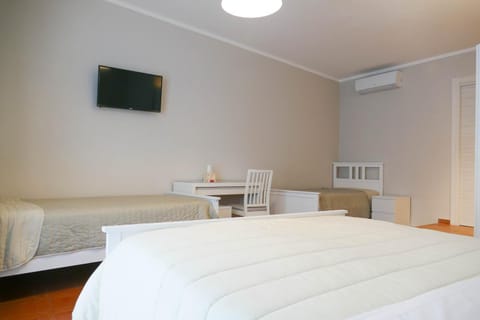 TV and multimedia, Bedroom