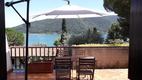 Sarnico Terrazza sul lago di Iseo House in Province of Brescia