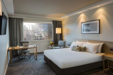Photo of the whole room, City view